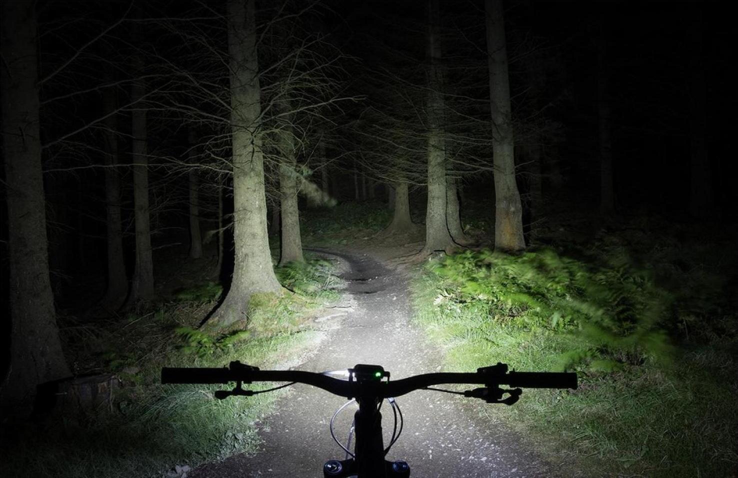 Ako si spravne vybrat svetla na bicykel
