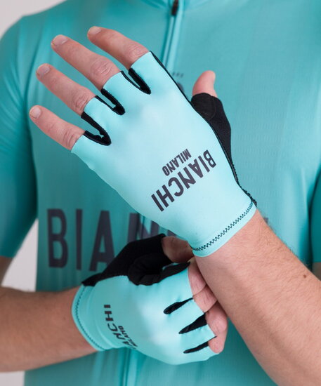 Bianchi milano classic cyklisticke rukavice celeste2