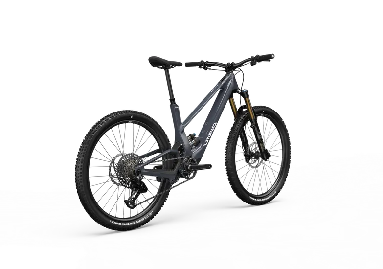 Unno Mith race ebike DJI (1)