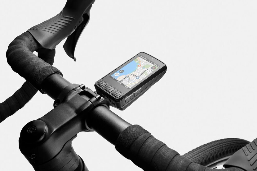Wahoo elemnt roam V3 GPS cyklopocitac s drziakom