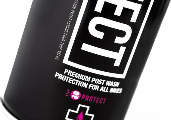 Muc-off Bike Protect 500 ml Údržbový sprej s ochranou proti korozi