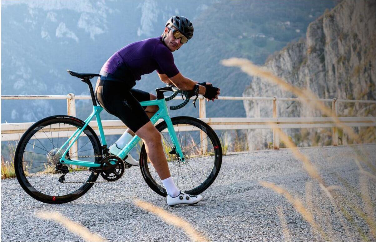 Bianchi Specialissima Disc Ultegra 11sp Cestný karbonový bicykel