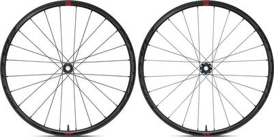 202741 gravel kolesa fulcrum rapid red 5 db.jpg1