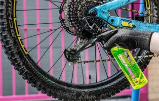 295%20 %20Drivetrain%20Cleaner%20 %20500ml%20MTB%206(4)[1]