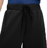 On movement shorts black 5 1152219